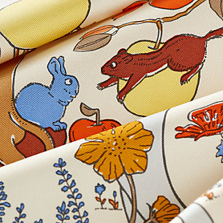 【HERMES】トールベース ペリメートル/シマウマのカモフラージュ Le Pommier Sellier scarf 45 | Hermès USA